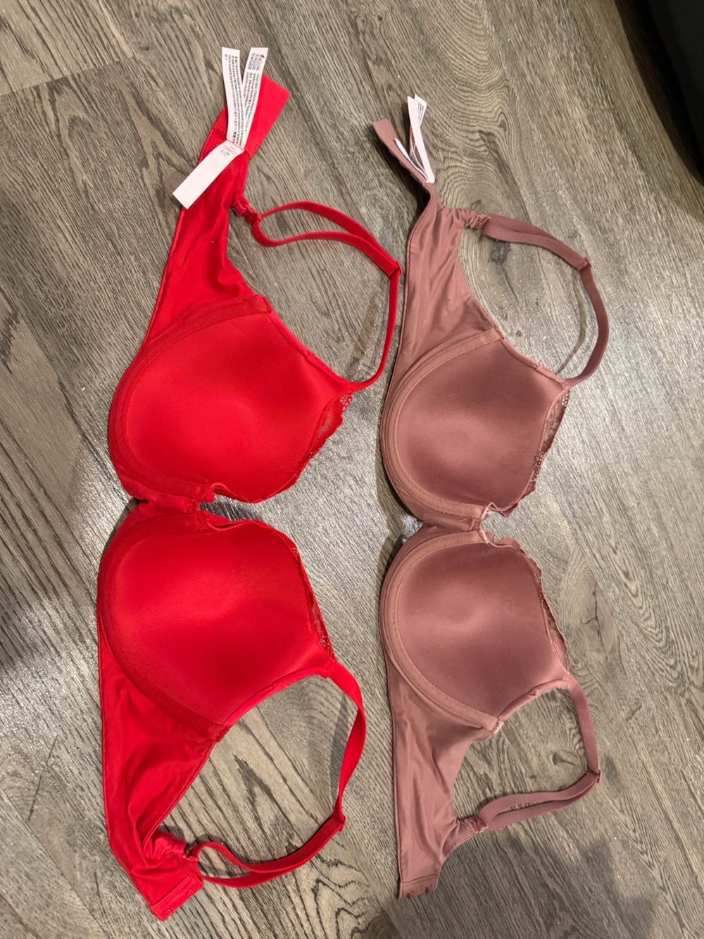 Victoria's Secret Underwire Bras in Red and Mauve